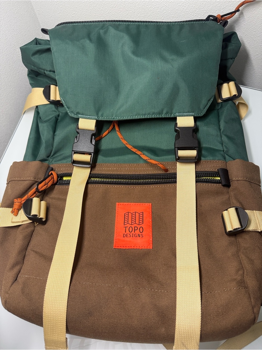 Topo Designs Rover Pack Classic 20L Backpack - Forest Green / Cocoa Brown - Picture 5 of 10